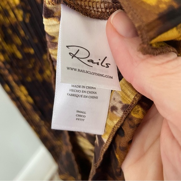 NWT Rails Ami Plisse Slip Dress Tortoiseshell size Small - Picture 9 of 14